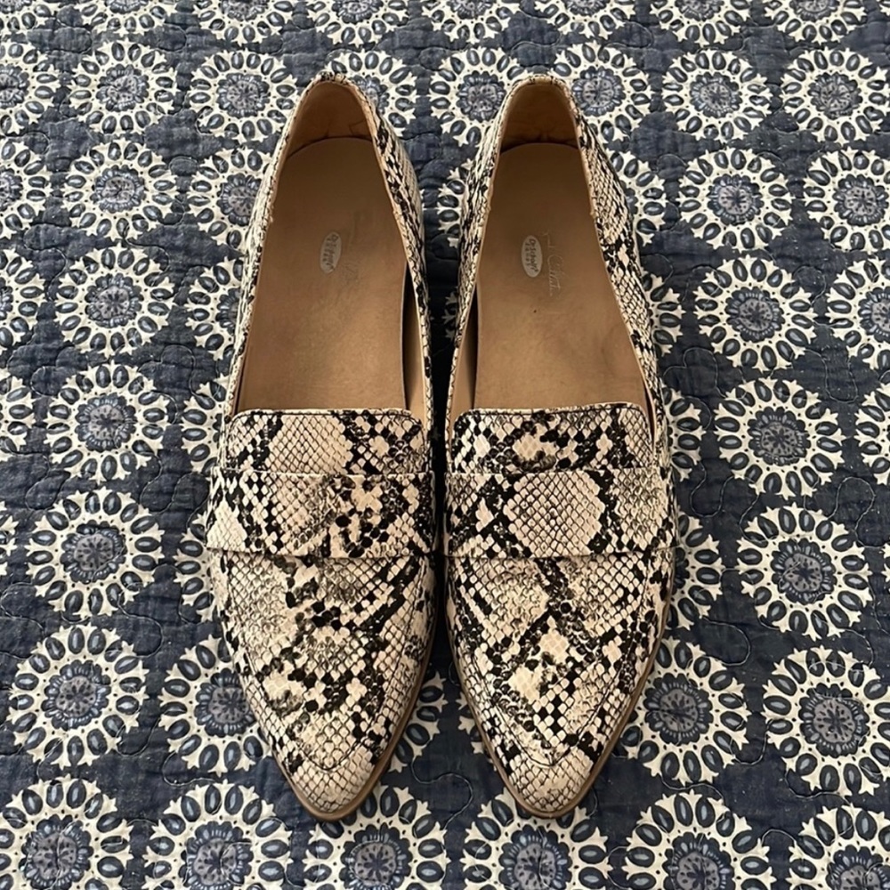 Dr Scholls animal print flats